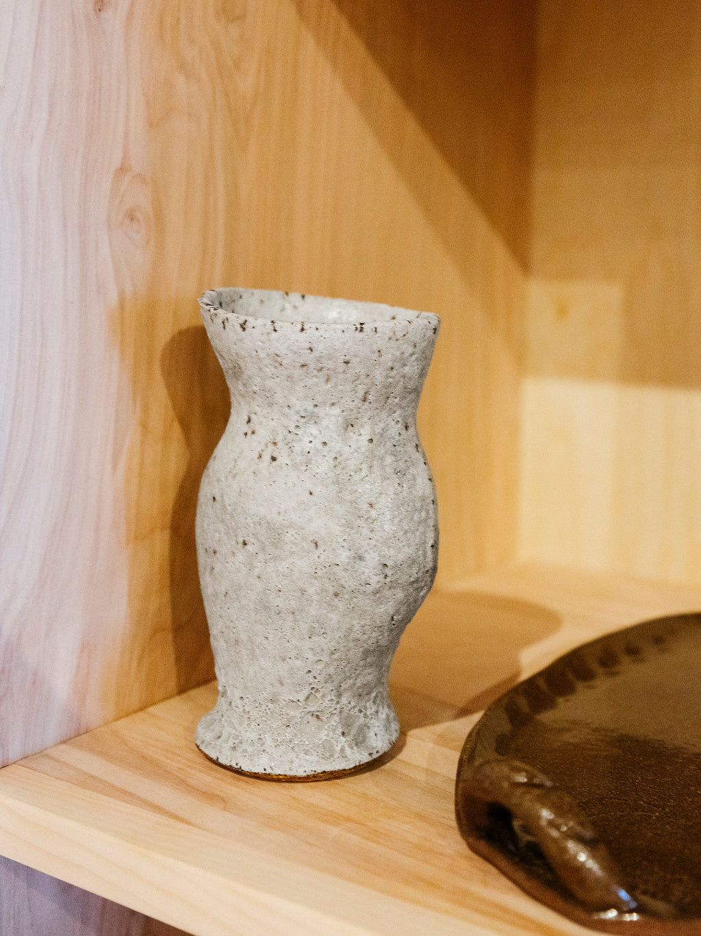 Vase | Speckled Crater White