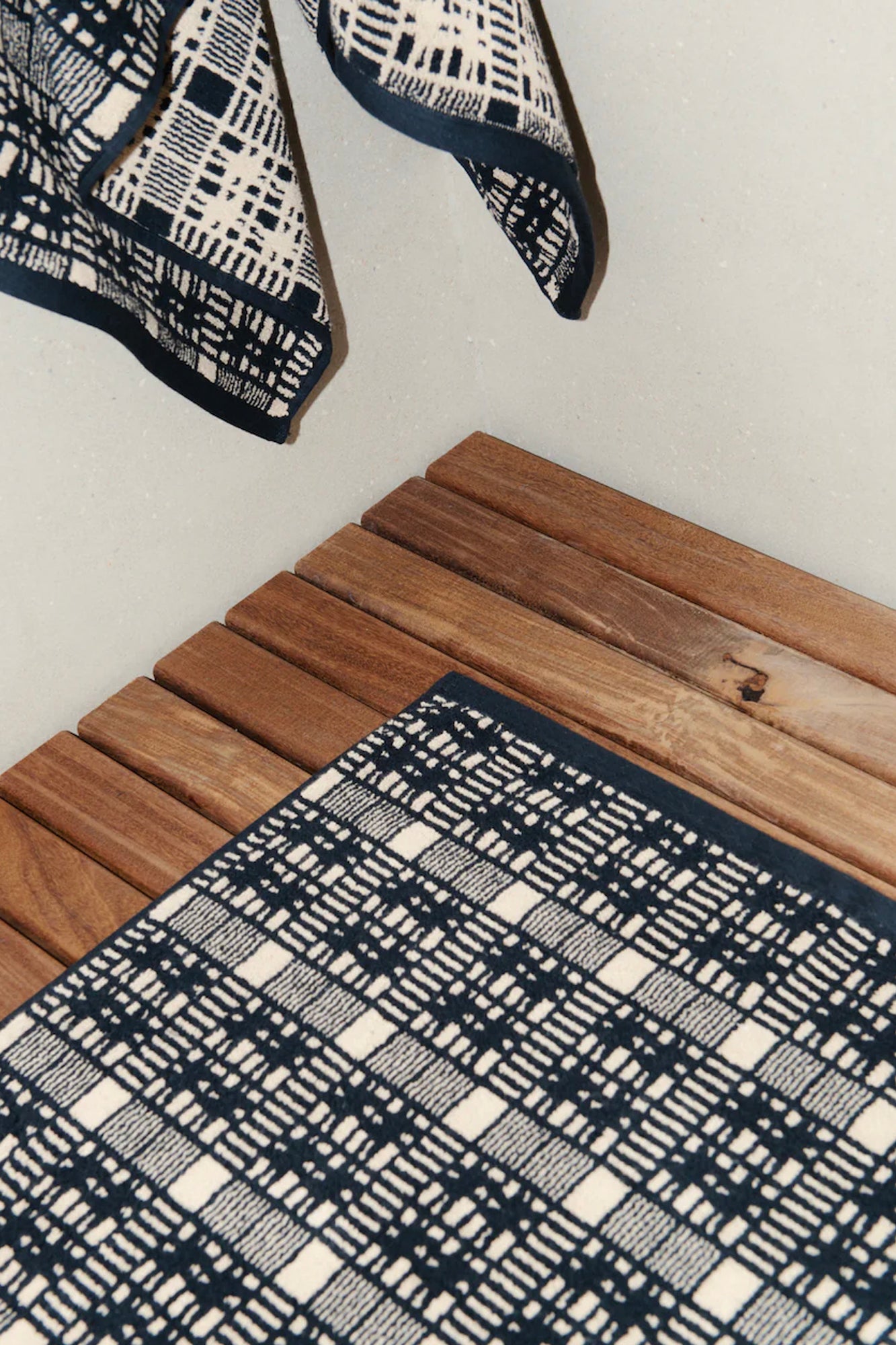 Organic Cotton Alma Towels & Bath Mat