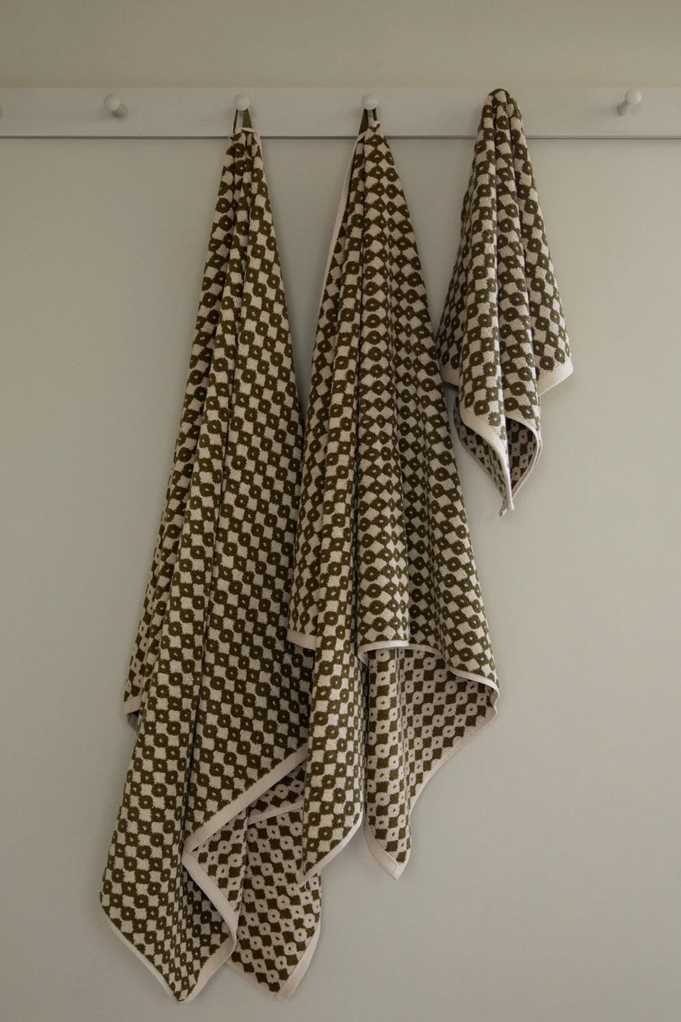 Organic Cotton Hanna Towels & Bath Mat