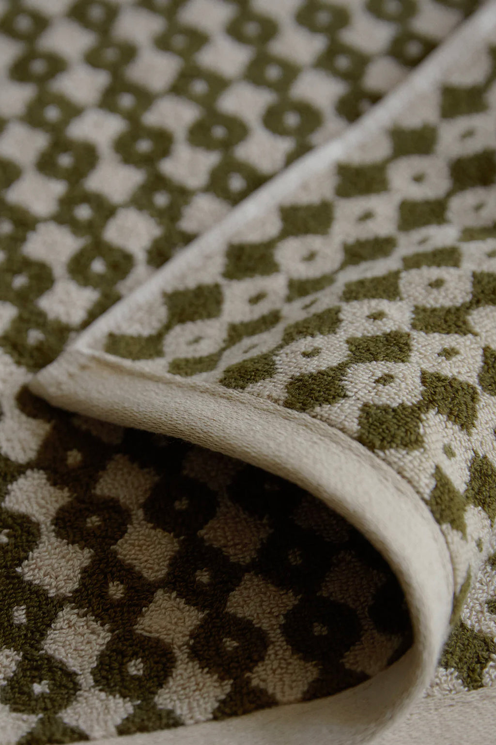 Organic Cotton Hanna Towels & Bath Mat
