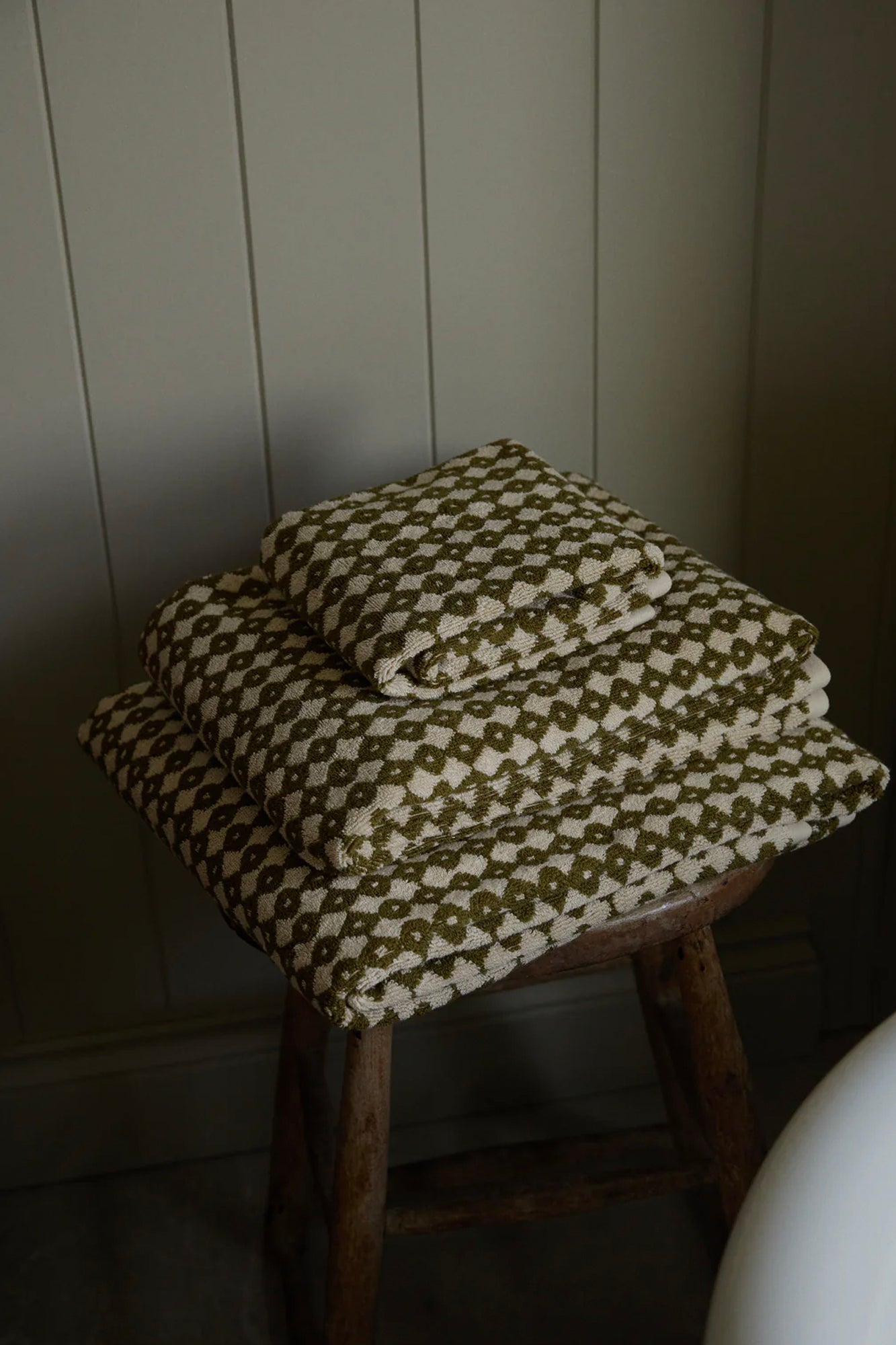 Organic Cotton Hanna Towels & Bath Mat