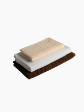 Load image into Gallery viewer, Organic Cotton Towels | Baina x Estudio Persona

