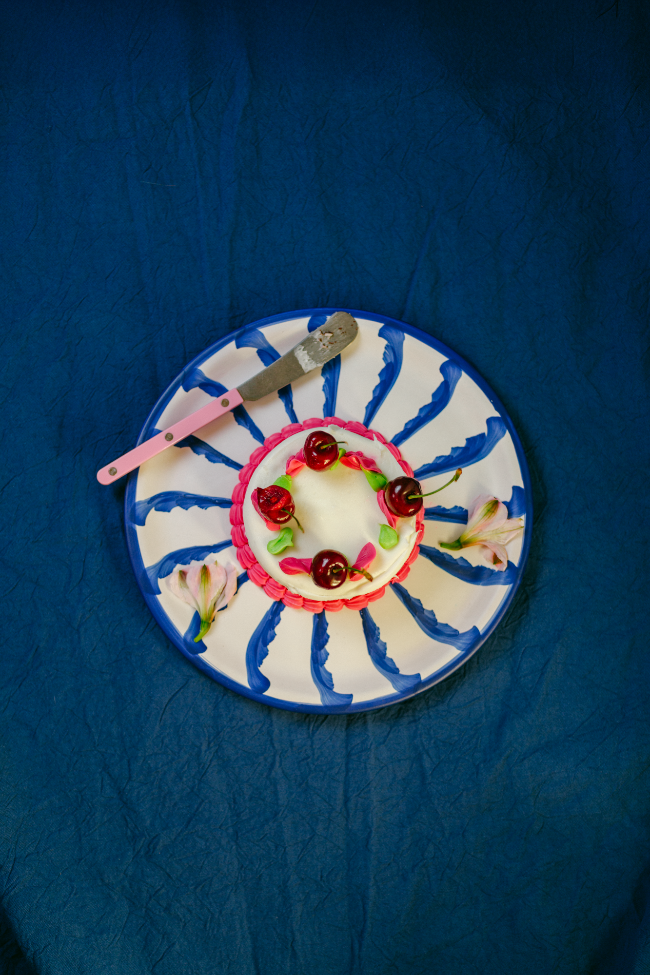 The Candy Cane Dinner Plate | Blue