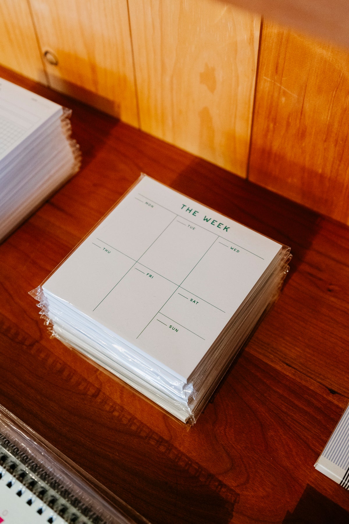 Weekly Desk Planner