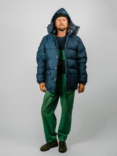 Load image into Gallery viewer, Classico Down Parka | Navy

