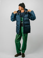 Load image into Gallery viewer, Classico Down Parka | Navy
