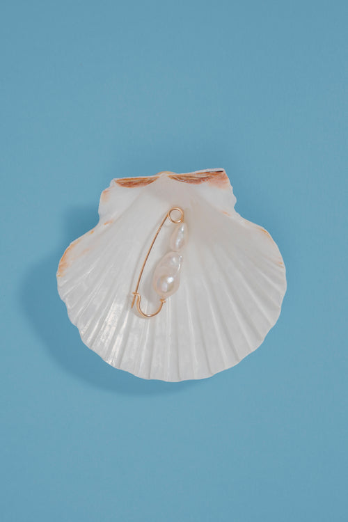 Baroque Pin
