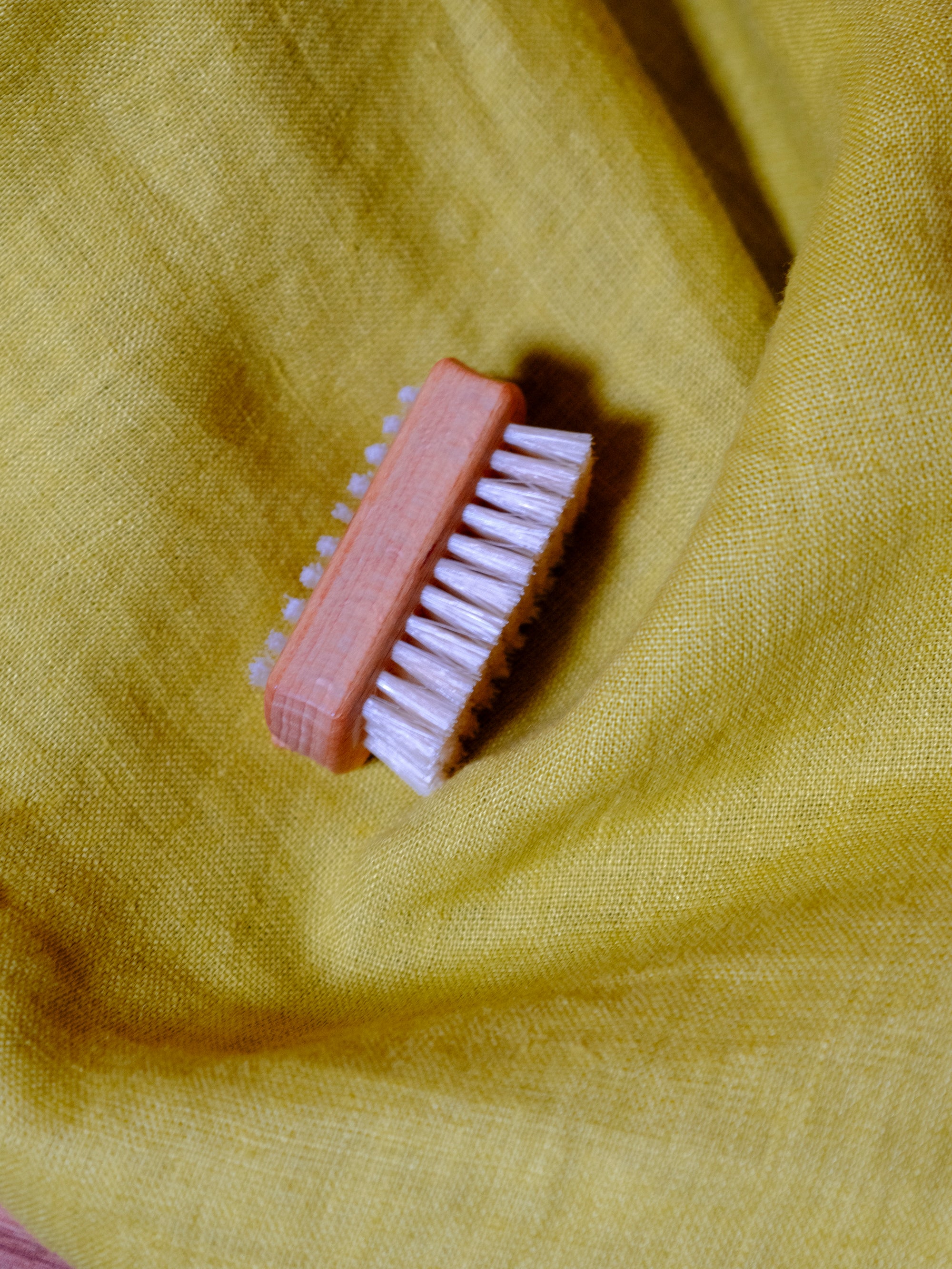 Pocket Nail Brush