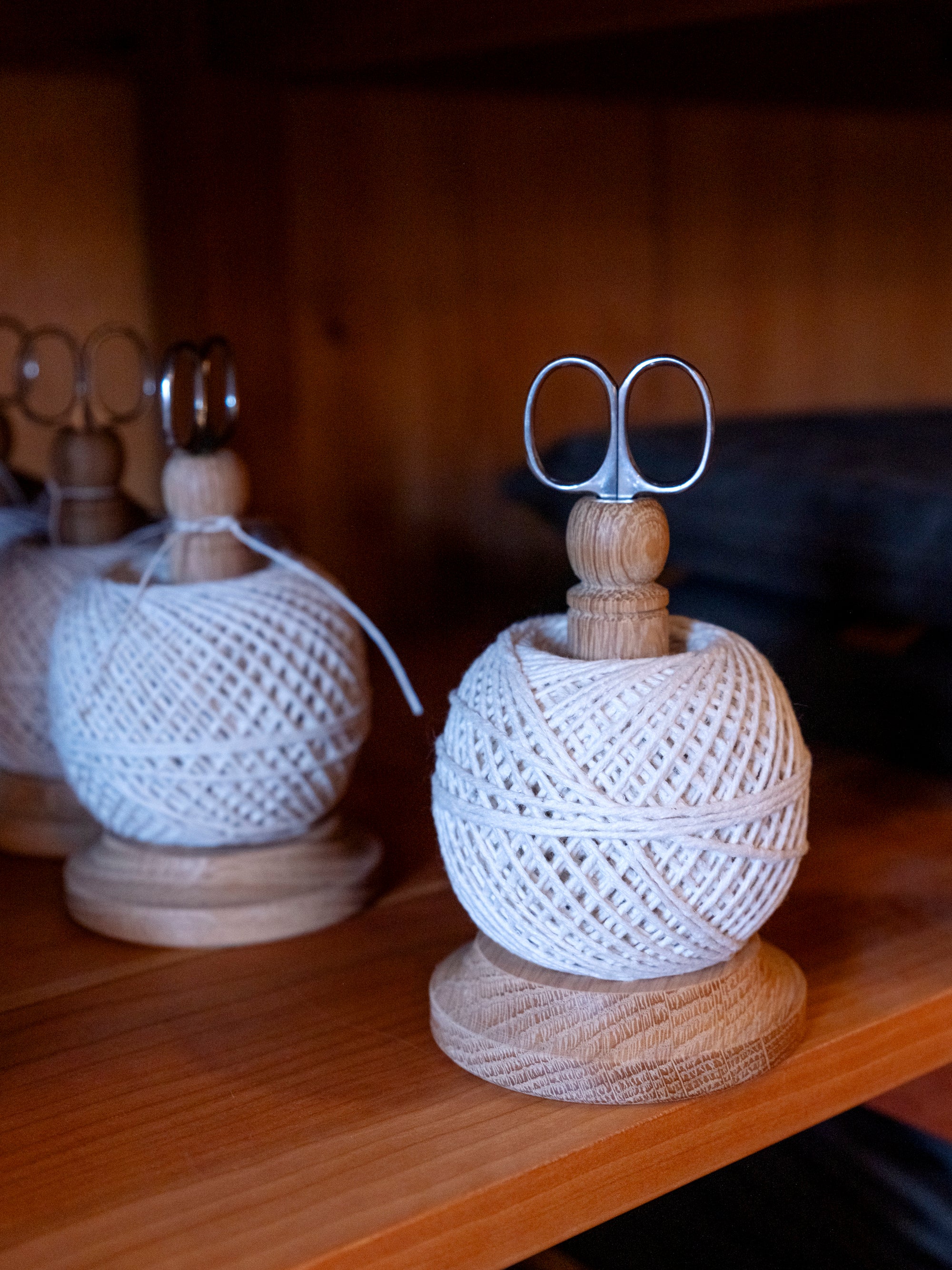 String Tidy with Scissors