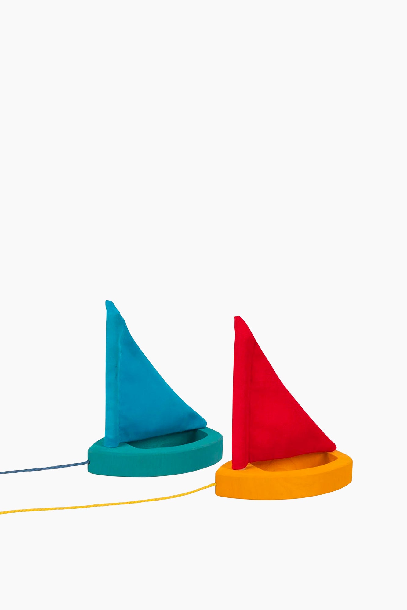 Wooden Puddle Sailboats | 2 Colors