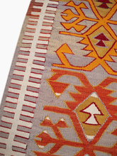 Load image into Gallery viewer, Vintage Kilim Rug
