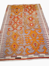 Load image into Gallery viewer, Vintage Kilim Rug
