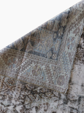 Load image into Gallery viewer, Vintage Mahal Rug
