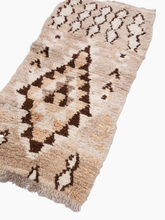Load image into Gallery viewer, Vintage Moroccan Rug

