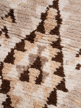 Load image into Gallery viewer, Vintage Moroccan Rug
