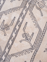 Load image into Gallery viewer, Vintage Oushak Rug

