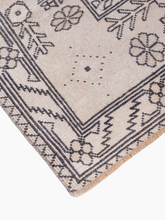 Load image into Gallery viewer, Vintage Oushak Rug
