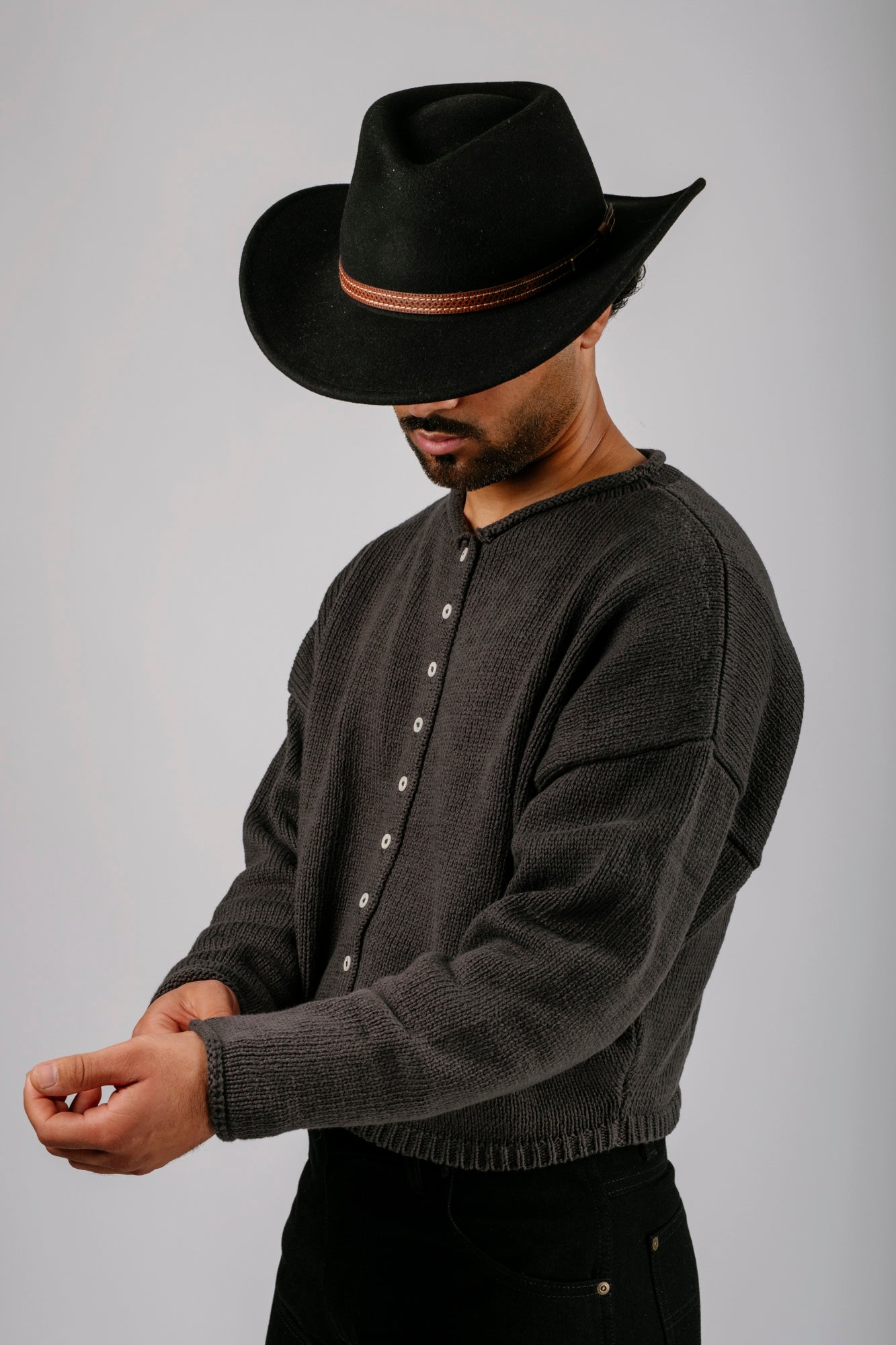 Shrunken Peri Cardigan