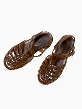 Load image into Gallery viewer, French Recycled Hemp Fisherman Sandals in Sepia
