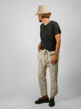 Load image into Gallery viewer, Cropped Ojai Tee | Black
