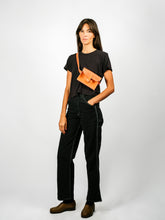 Load image into Gallery viewer, Cropped Lorel Tee | Black
