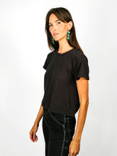 Load image into Gallery viewer, Cropped Lorel Tee | Black
