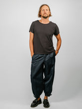 Load image into Gallery viewer, Ojai Tee | Black
