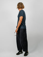 Load image into Gallery viewer, Ojai Tee | Navy
