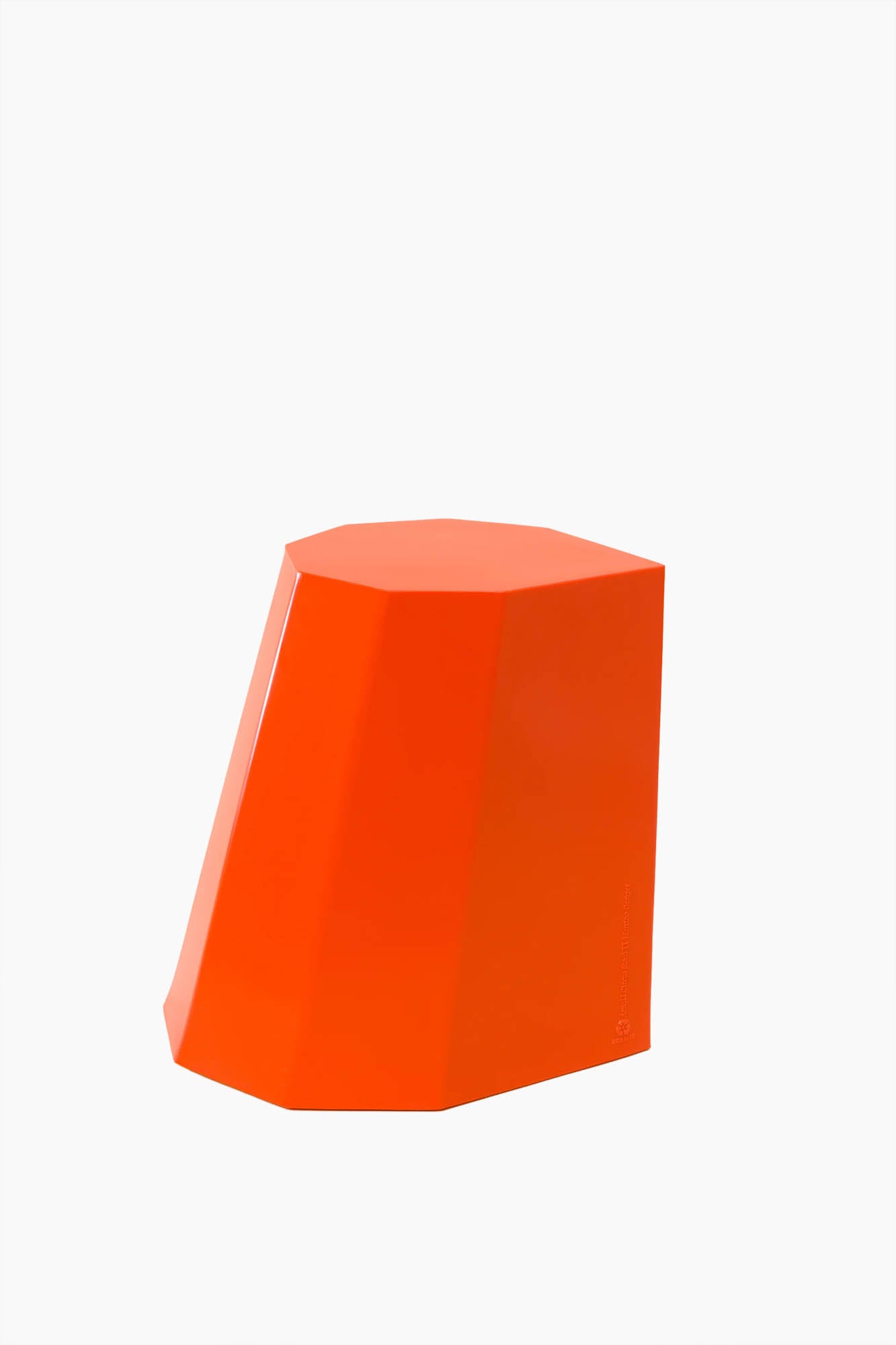 Arnold Circus Stool | 7 Colors