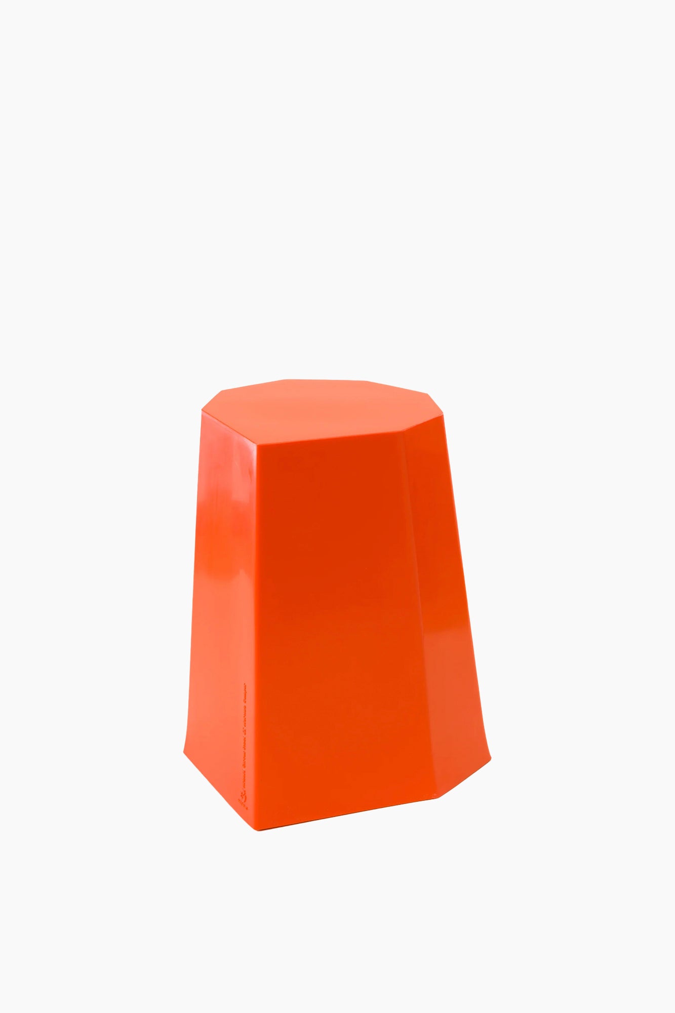 Arnold Circus Stool – The Post Supply