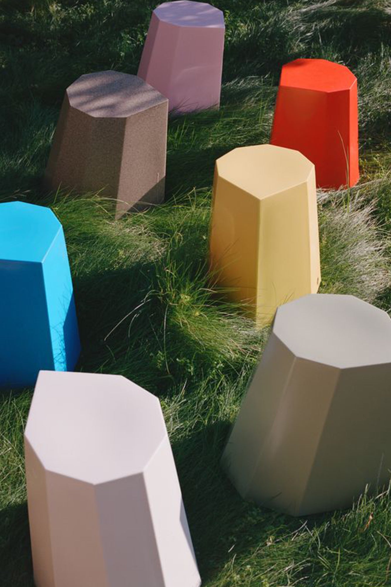 Arnold Circus Stool | 7 Colors