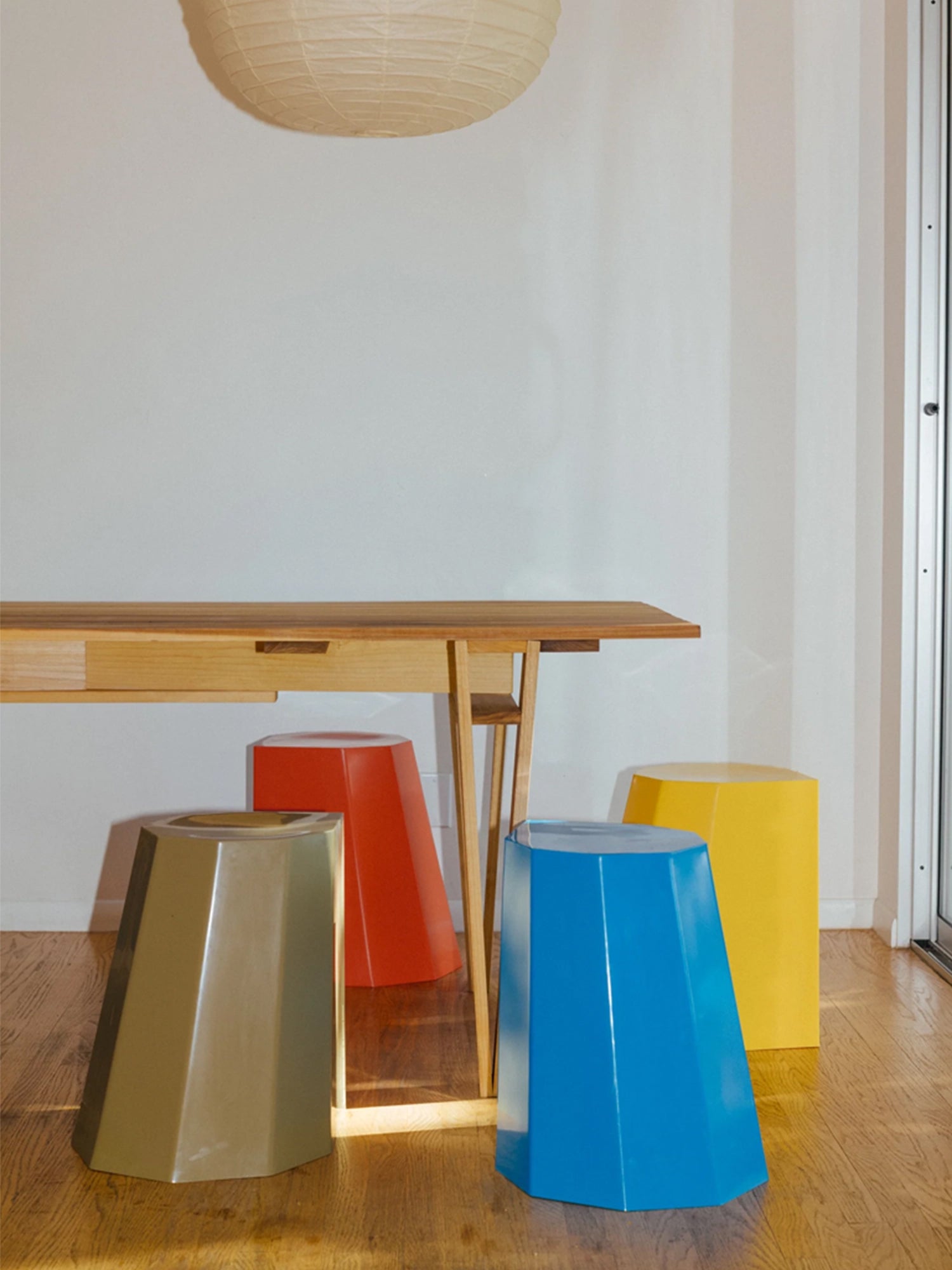 Arnold Circus Stool | 4 Colors