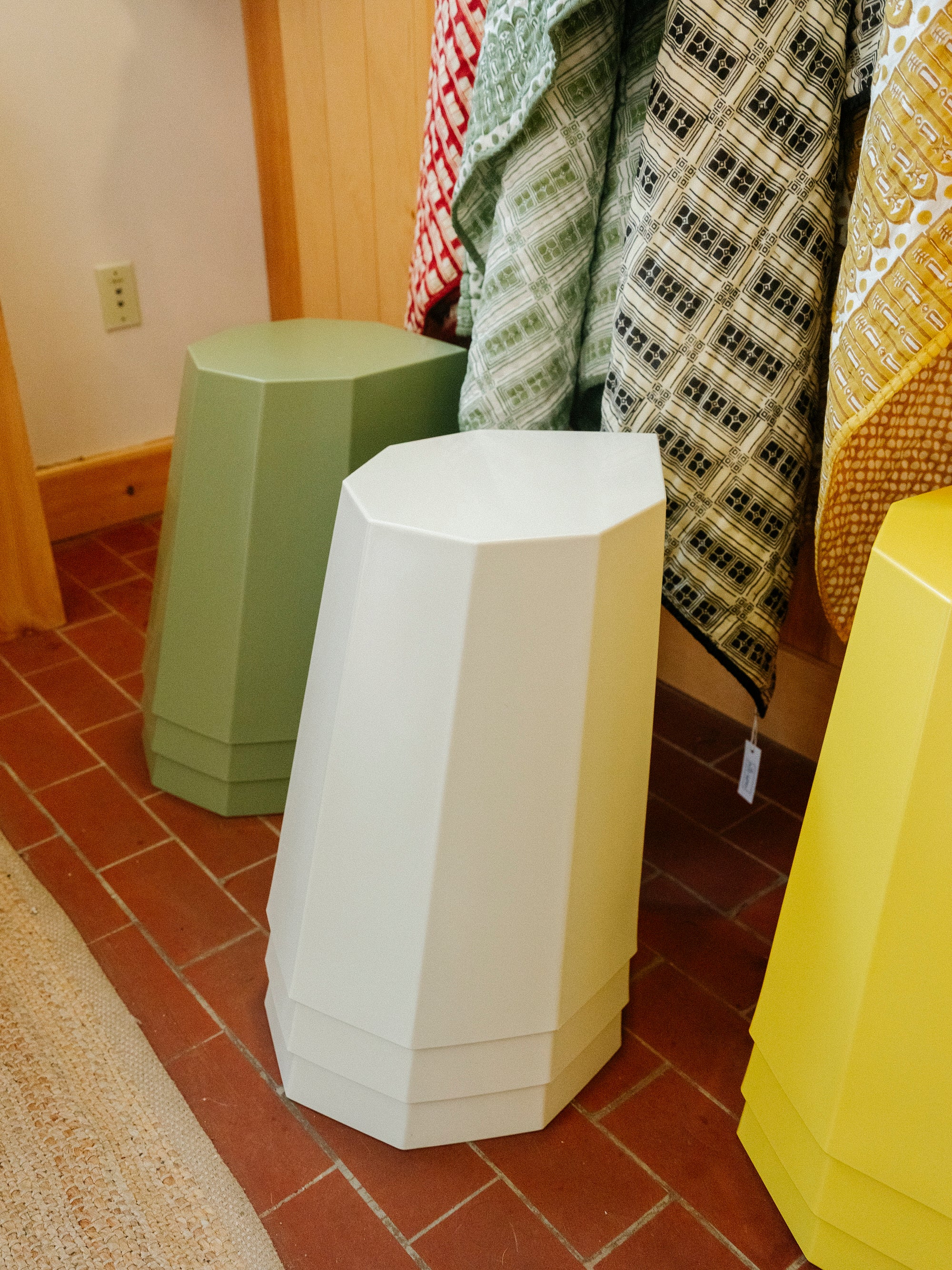 Arnold Circus Stool | 4 Colors
