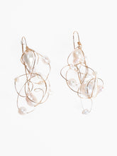 Load image into Gallery viewer, Woven Baroque Pearl Earrings
