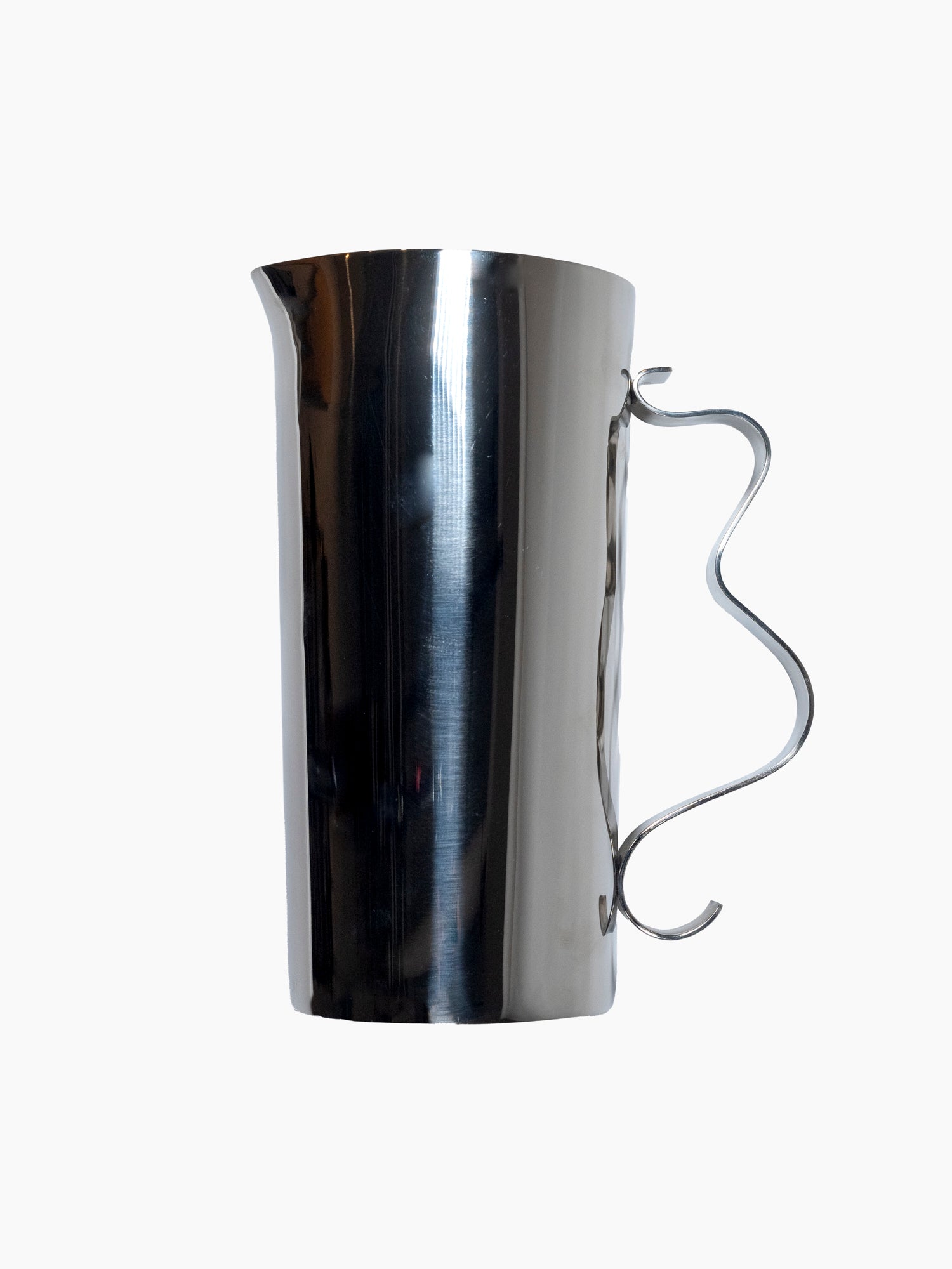 Squiggle Pitcher