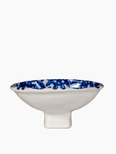 Load image into Gallery viewer, Blue Floral Pedestal Soap Dish
