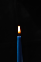 Load image into Gallery viewer, 13&quot; Made in Maine Taper Candles
