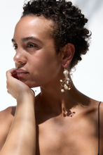 Load image into Gallery viewer, Woven Baroque Pearl Earrings
