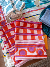 Load image into Gallery viewer, Lamoura Tablecloth
