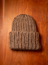 Load image into Gallery viewer, Roving Wool Ribbed Beanie
