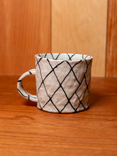 Load image into Gallery viewer, Chainlink Mugs
