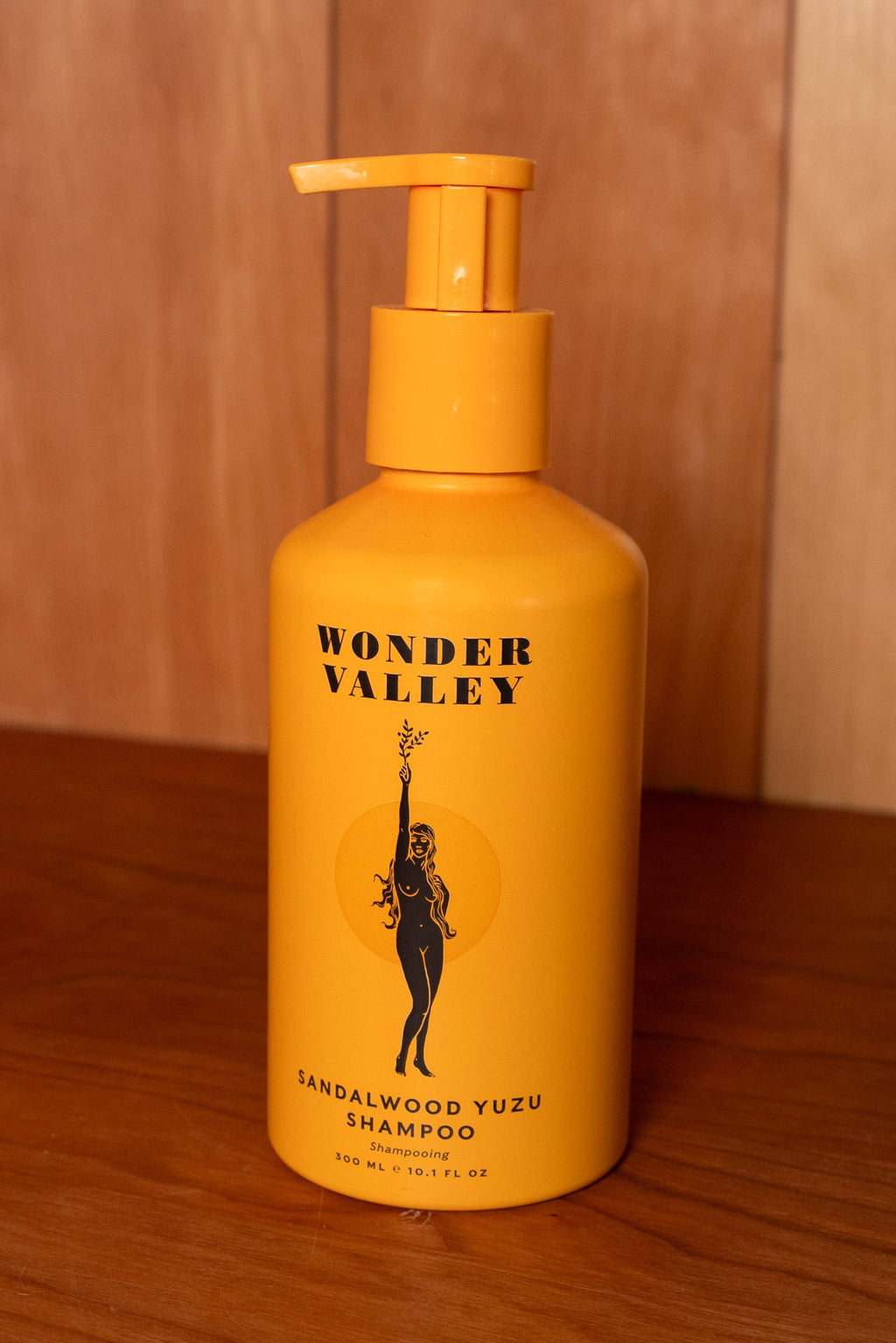 Yuzu & Sandalwood Shampoo – The Post Supply
