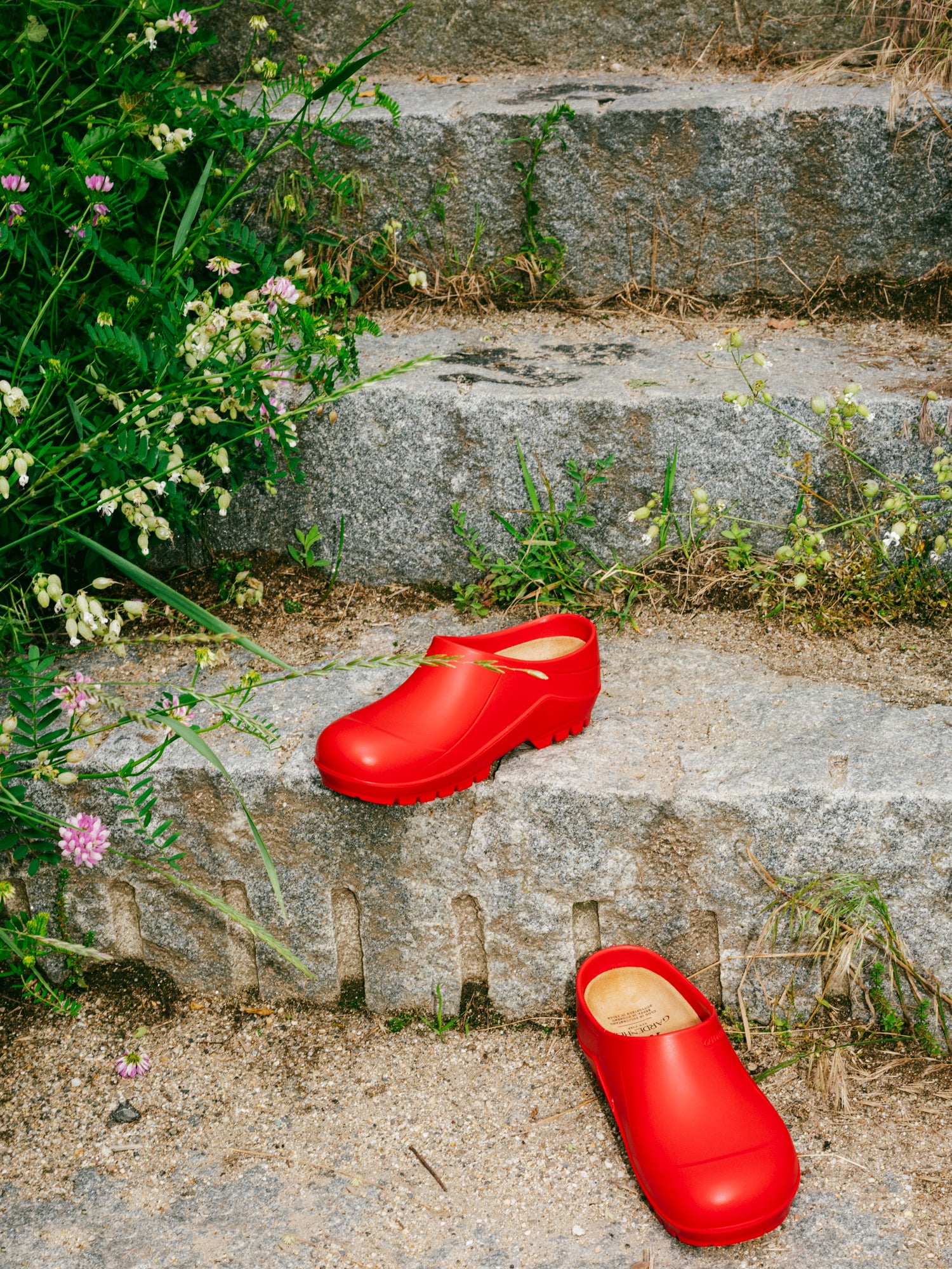 Italian Red Garden Clogs 36 US W5 5.5