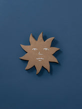 Load image into Gallery viewer, Sol Amuleto
