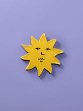 Load image into Gallery viewer, Sol Amuleto
