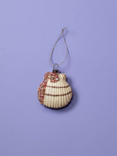 Load image into Gallery viewer, Shell Ornaments
