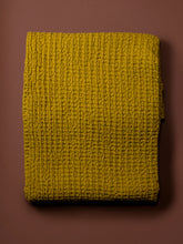 Load image into Gallery viewer, Mustard Waffle Bath Towel
