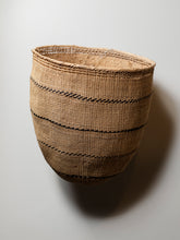 Load image into Gallery viewer, Natural Wii Basket By Yanomami
