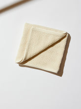 Load image into Gallery viewer, Herringbone Cotton Bath Towel
