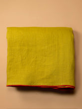 Load image into Gallery viewer, Pomelo Tablecloths
